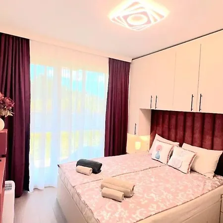 Апартаменты Sea & Forest Retreat